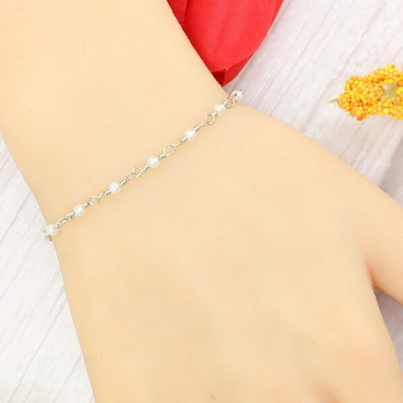 "Trendy Handmade Bracelet – A Thoughtful Gift for Girls & Women | UNVRC1413 - Picture 3 of 10